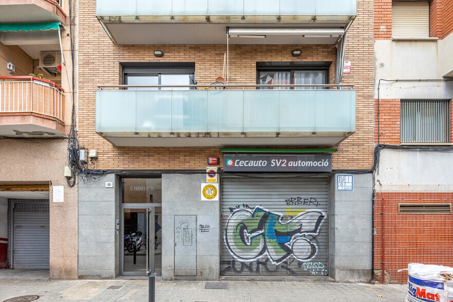 Carrer de Farnés, 55, L'Hospitalet de Llobregat, Barcelona en venta - Foto del edificio - Imagen 2 de 2