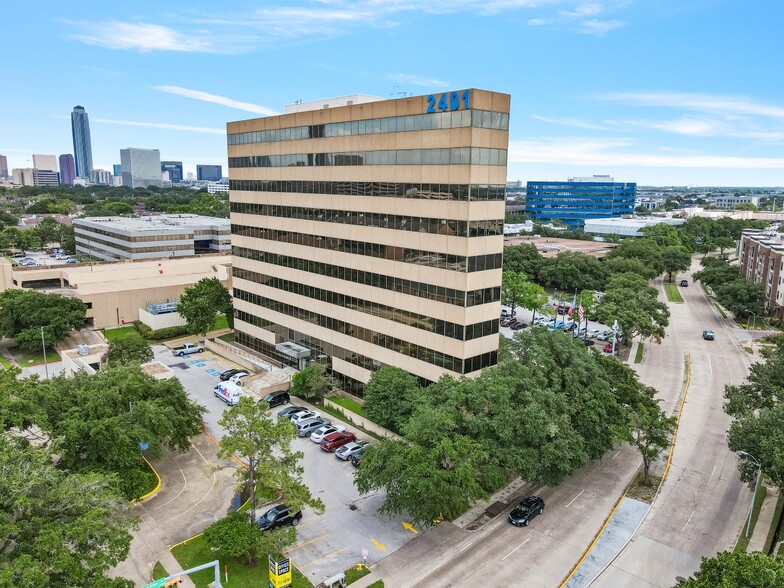 2401 Fountain View Dr, Houston, TX en venta - Foto del edificio - Imagen 2 de 9