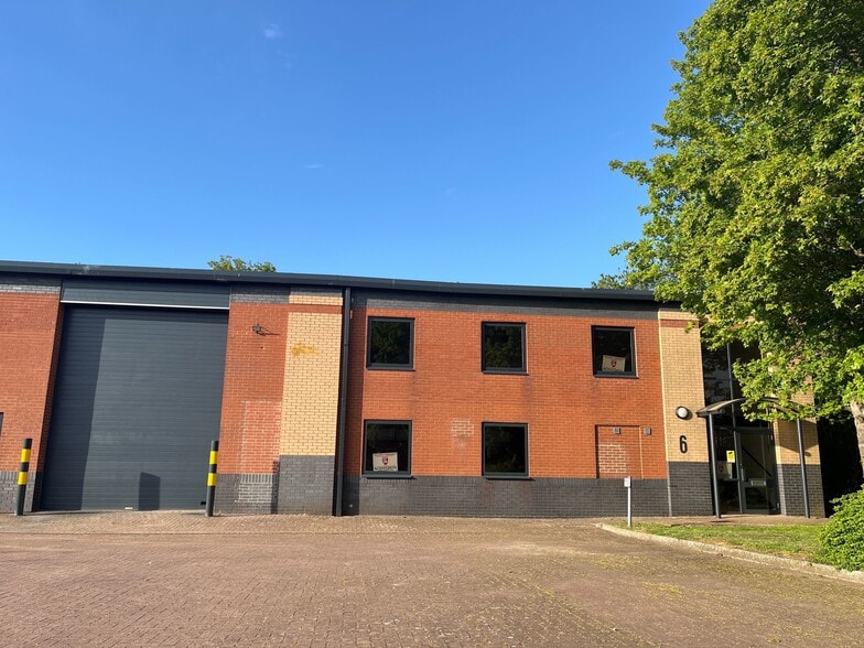 Paddington Dr, Swindon en alquiler - Foto del edificio - Imagen 2 de 10