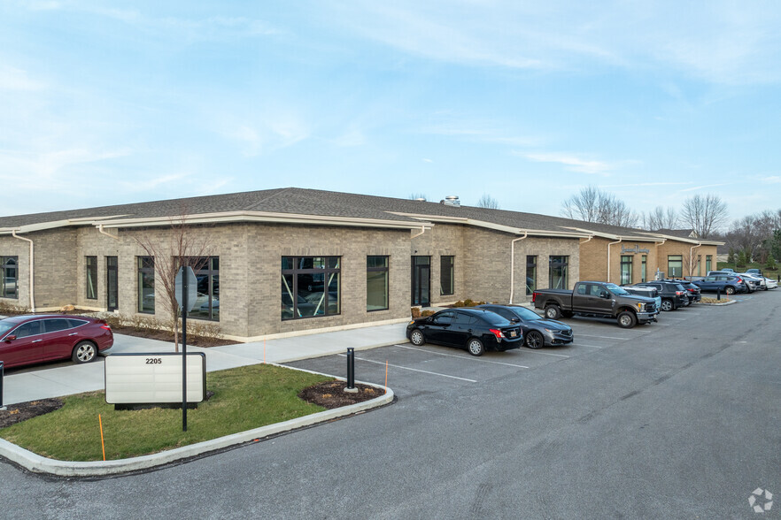 2205 Crocker Rd, Westlake, OH en alquiler - Foto del edificio - Imagen 3 de 3