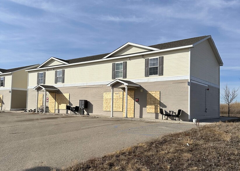 6421 13 Mile Center Rd, Williston, ND en venta - Foto principal - Imagen 1 de 7