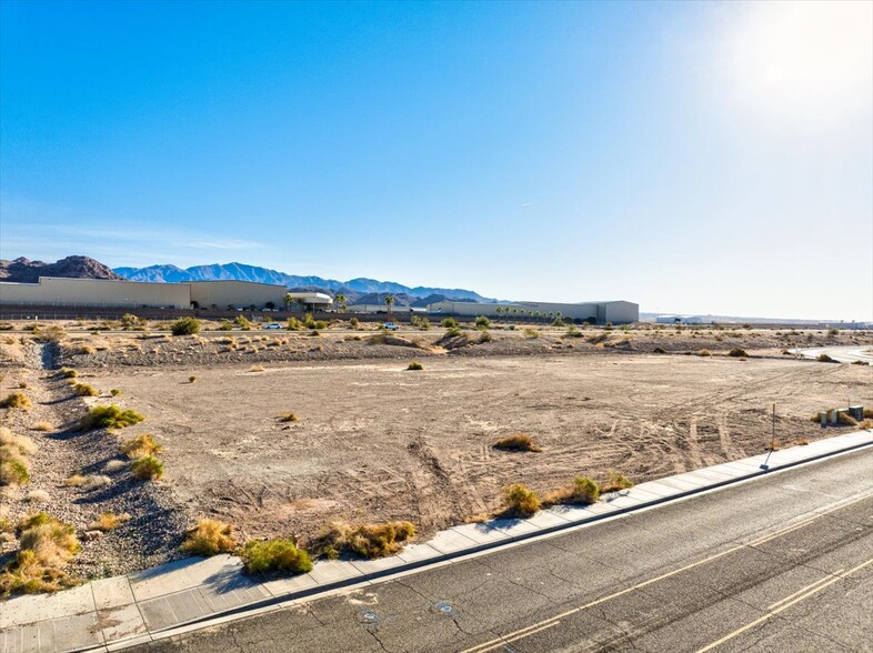 6545 Showplace Ave, Lake Havasu City, AZ en venta - Foto del edificio - Imagen 3 de 15