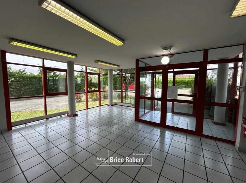 15 Rue Commandant Charcot, Saint-Priest en venta - Foto del interior - Imagen 2 de 4