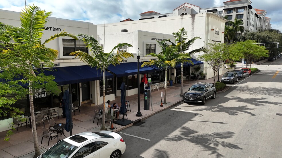 246 Giralda Ave, Coral Gables, FL en alquiler - Foto del edificio - Imagen 3 de 4