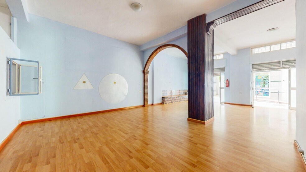 Local en Málaga, Málaga en venta - Foto del edificio - Imagen 3 de 26