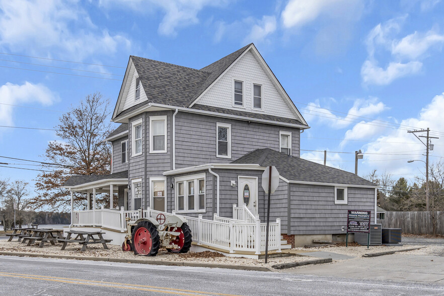 59 N Main St, Manahawkin, NJ en venta - Foto del edificio - Imagen 2 de 77