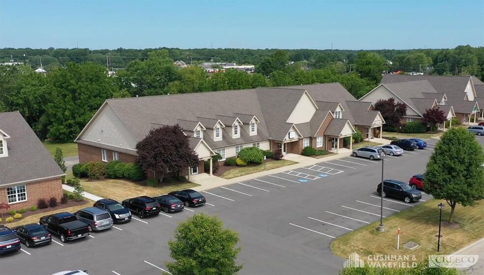 5081 Waterford Dr, Sheffield Village, OH en alquiler - Foto del edificio - Imagen 3 de 8