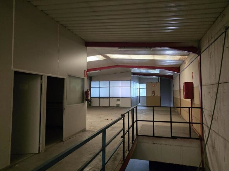Nave en Alcorcón, Madrid en venta - Foto del interior - Imagen 3 de 7