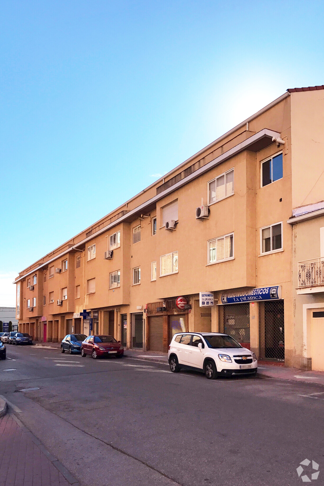 Calle Toledo, 28, Azuqueca de Henares, Guadalajara en venta Foto del edificio- Imagen 1 de 3