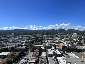 11755 Wilshire Blvd, Los Angeles, CA en alquiler Foto del edificio- Imagen 1 de 2