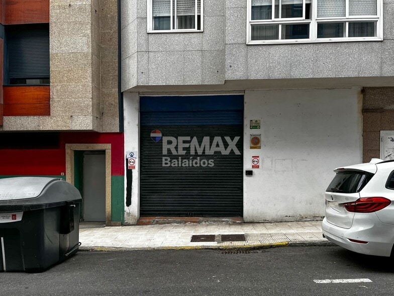 Local en Vigo, Pontevedra en venta - Foto del edificio - Imagen 3 de 23