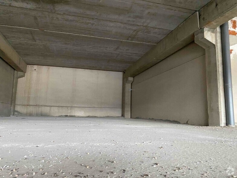 Nave en Cabanillas del Campo, Guadalajara en venta - Foto del interior - Imagen 1 de 1