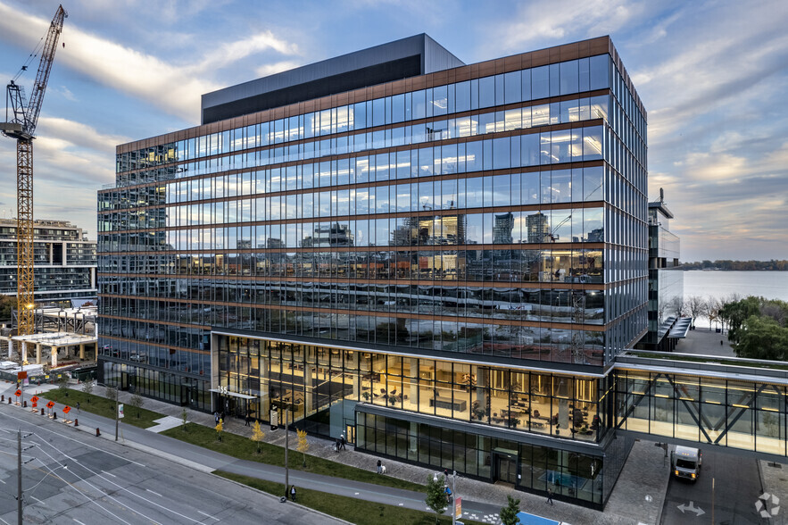 155 Queens Quay E, Toronto, ON en alquiler - Foto del edificio - Imagen 1 de 23