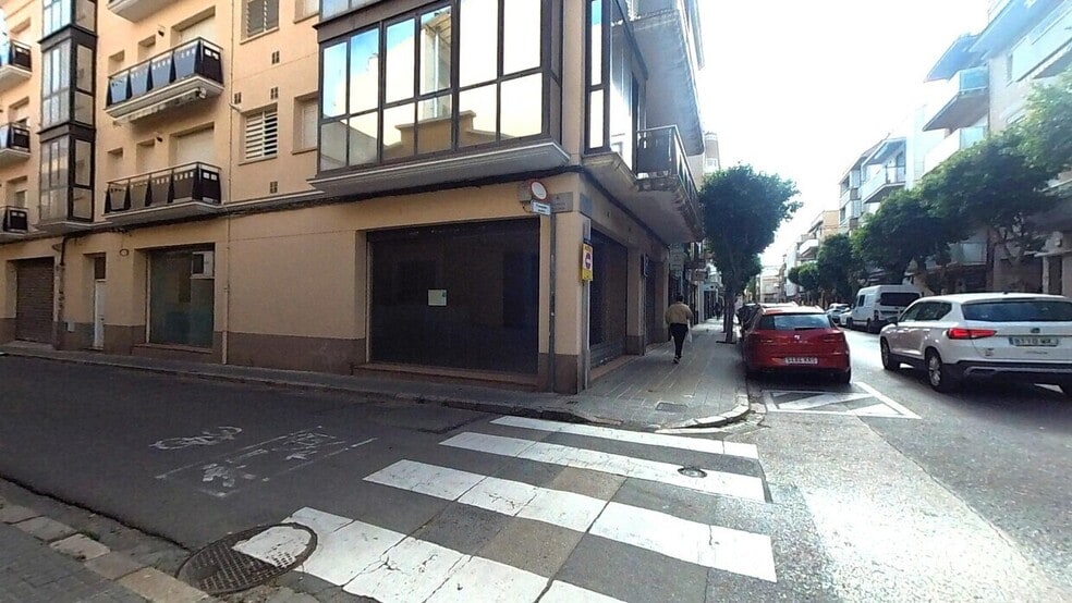 Edificio residencial en Vilanova i la Geltrú, Barcelona en venta - Foto del edificio - Imagen 2 de 9