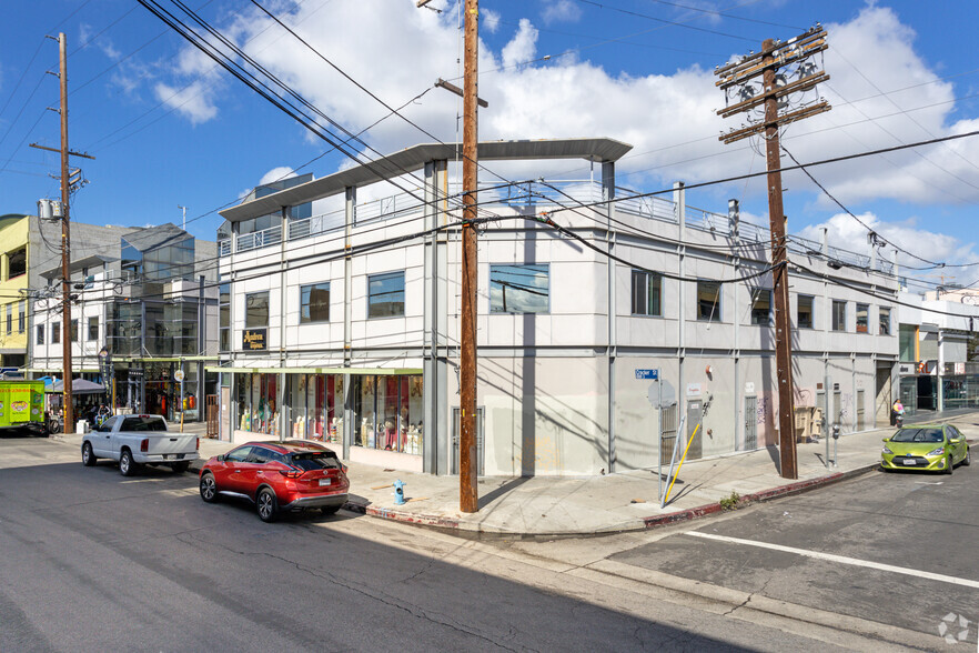 1013 Crocker St, Los Angeles, CA en alquiler - Foto principal - Imagen 3 de 15