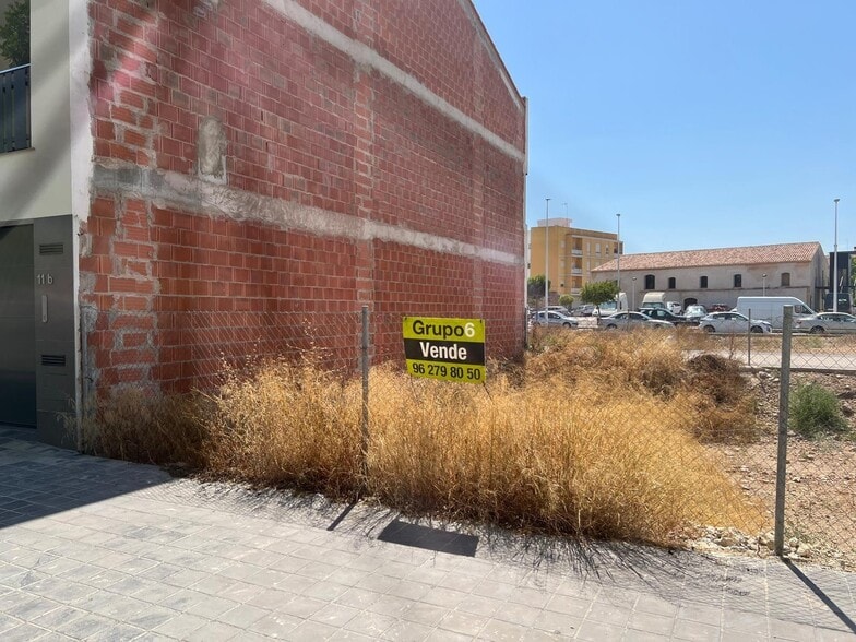 Terreno en Llíria en venta - Foto del edificio - Imagen 2 de 4