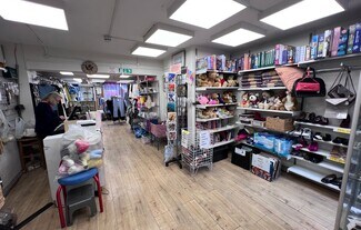 Más detalles de 10 Church St, Wimborne - Local en alquiler