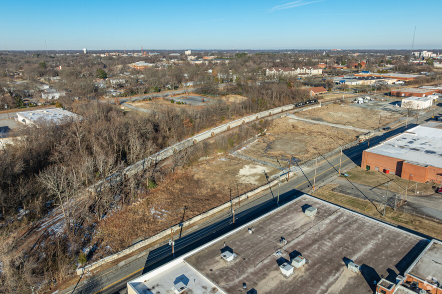 1100 S Elm St, Greensboro, NC en venta - Vista aérea - Imagen 3 de 10