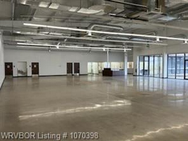 2213-2215 Fayetteville Rd, Van Buren, AR en alquiler Foto del interior- Imagen 1 de 17