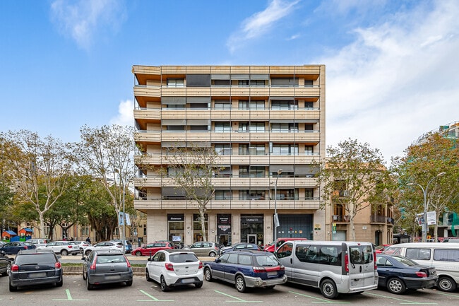 Más detalles de Carrer de Mallorca, 58, Barcelona - Local en alquiler