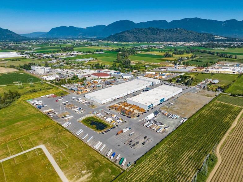 44500 S Sumas Rd, Chilliwack, BC en alquiler - Foto del edificio - Imagen 2 de 31