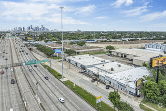 5001-5005 Gulf Fwy, Houston, TX - VISTA AÉREA  vista de mapa - Image1