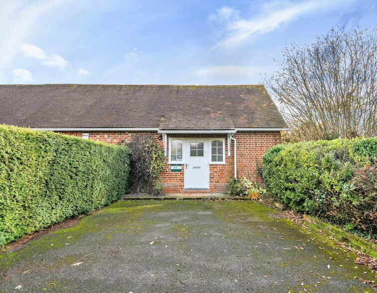 Castle End, Reading en alquiler - Foto del edificio - Imagen 2 de 11