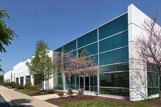 6956 Aviation Blvd, Glen Burnie, MD en alquiler Foto del edificio- Imagen 2 de 2