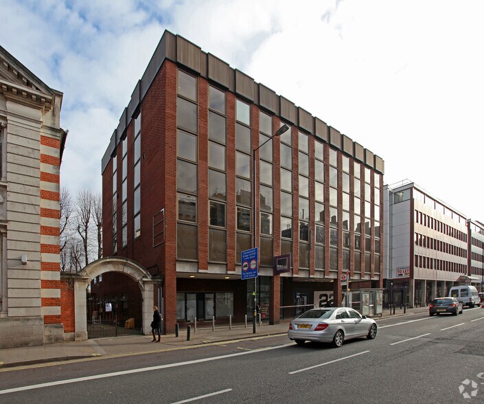 227 Shepherds Bush Rd, London en alquiler - Foto del edificio - Imagen 1 de 10
