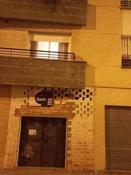 Local en Córdoba, Córdoba en venta - Foto del edificio - Imagen 2 de 2