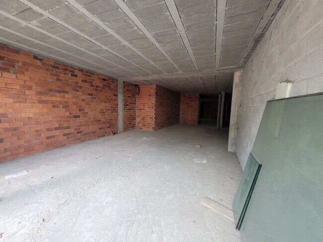 Más detalles de Rúa Ourense, 18, Santa Comba - Local en venta