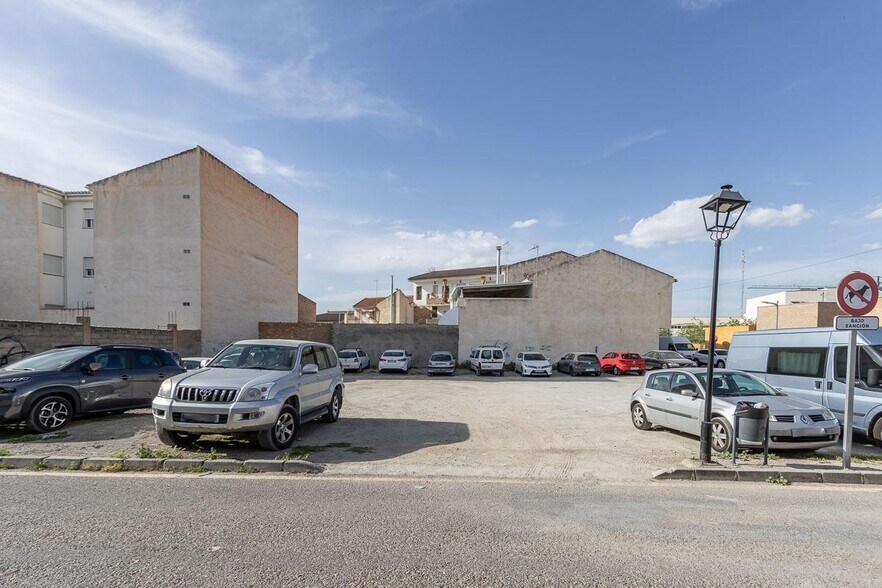 Terreno en Churriana de la Vega, Granada en venta - Foto del edificio - Imagen 2 de 10