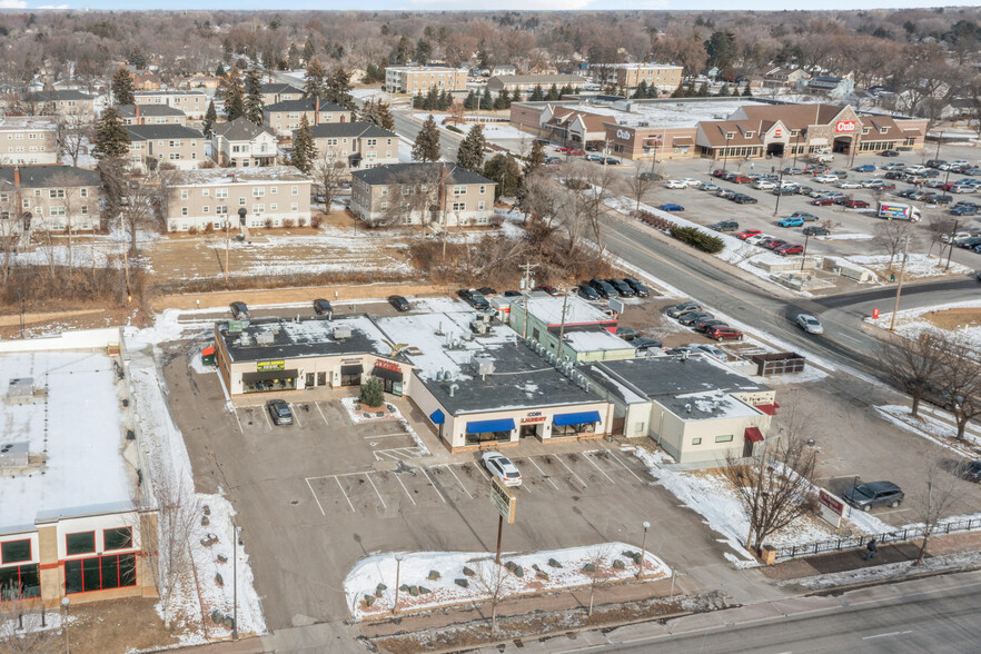 1233 Larpenteur Ave W, Roseville, MN en alquiler - Foto del edificio - Imagen 1 de 1