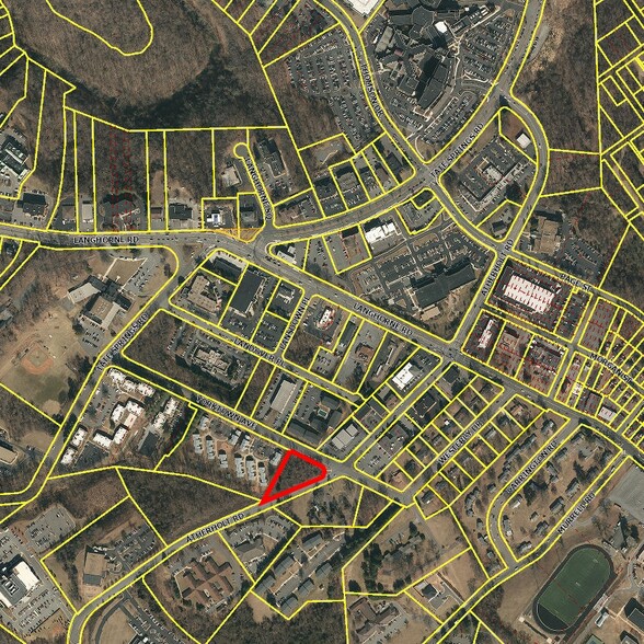 2251 Yorktown Ave, Lynchburg, VA en venta - Vista aérea - Imagen 1 de 2