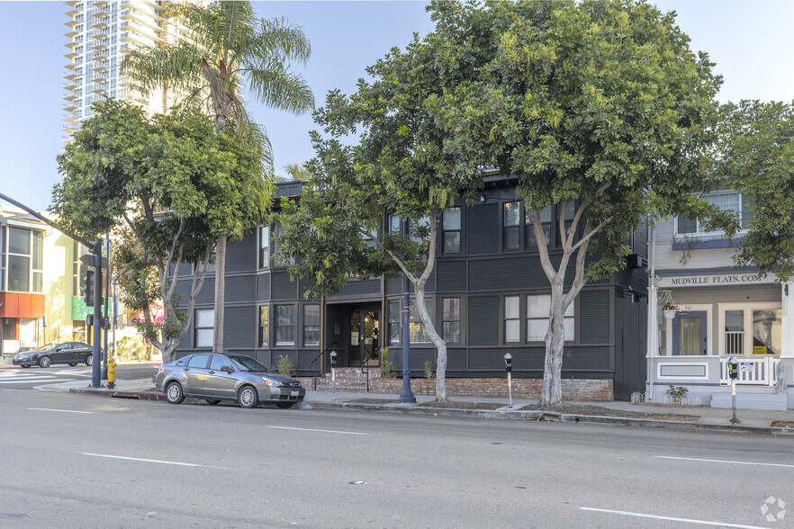 765 10th Ave, San Diego, CA en venta - Foto del edificio - Imagen 3 de 24