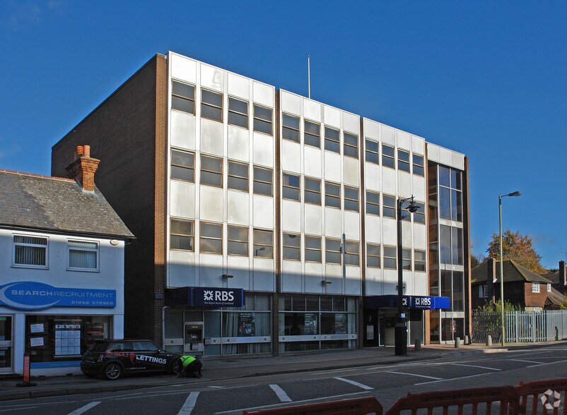 33-37 Victoria Rd, Farnborough en alquiler - Foto del edificio - Imagen 2 de 3