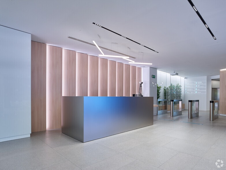 Calle Luchana, 23, Madrid, Madrid en alquiler - Foto del edificio - Imagen 2 de 15