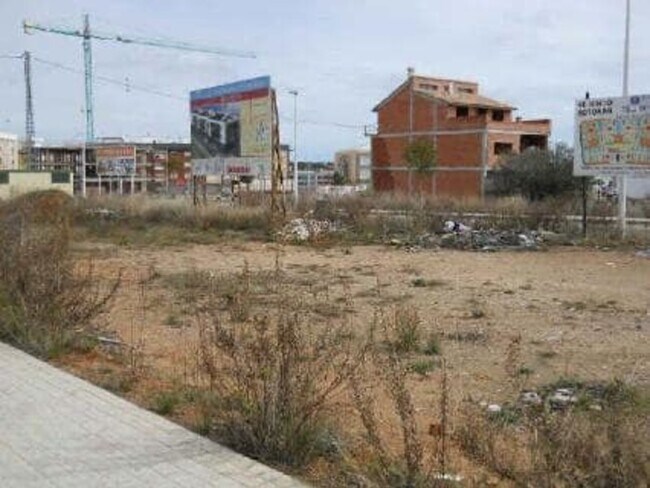 Más detalles de Calle Pío Baroja, 8, Cheste - Terreno en venta