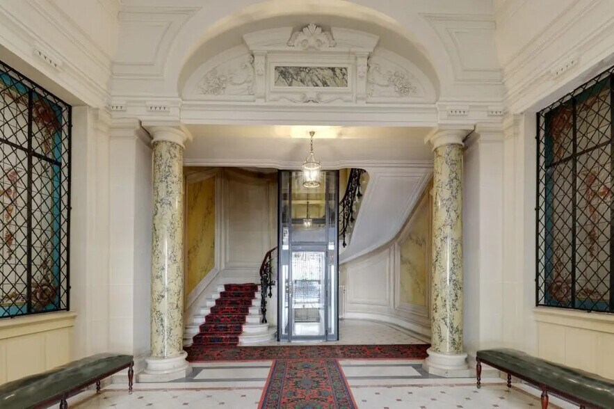 12 Avenue Pierre Ier De Serbie, Paris en alquiler - Foto del edificio - Imagen 3 de 13