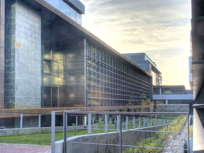 Avenida de Fuencarral, 44, Alcobendas, Madrid en venta - Foto del edificio - Imagen 1 de 1