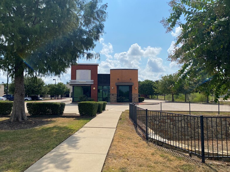 1941 S Main St, Keller, TX en alquiler - Foto del edificio - Imagen 1 de 3