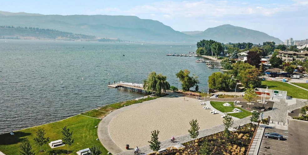 3145 Walnut St, Kelowna, BC en venta - Foto del edificio - Imagen 2 de 2