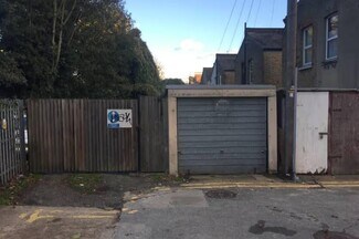 Más detalles de 3 Quebec Avenue, Southend On Sea - Terreno en alquiler