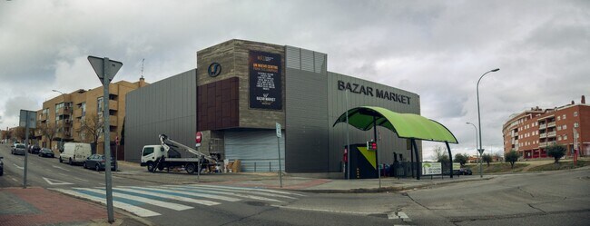 Más detalles de Calle Ronda de las Comunidades, 107, Valdemoro - Local en venta