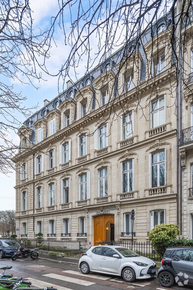 1 Avenue Franklin D. Roosevelt, Paris en alquiler - Foto del edificio - Imagen 3 de 3