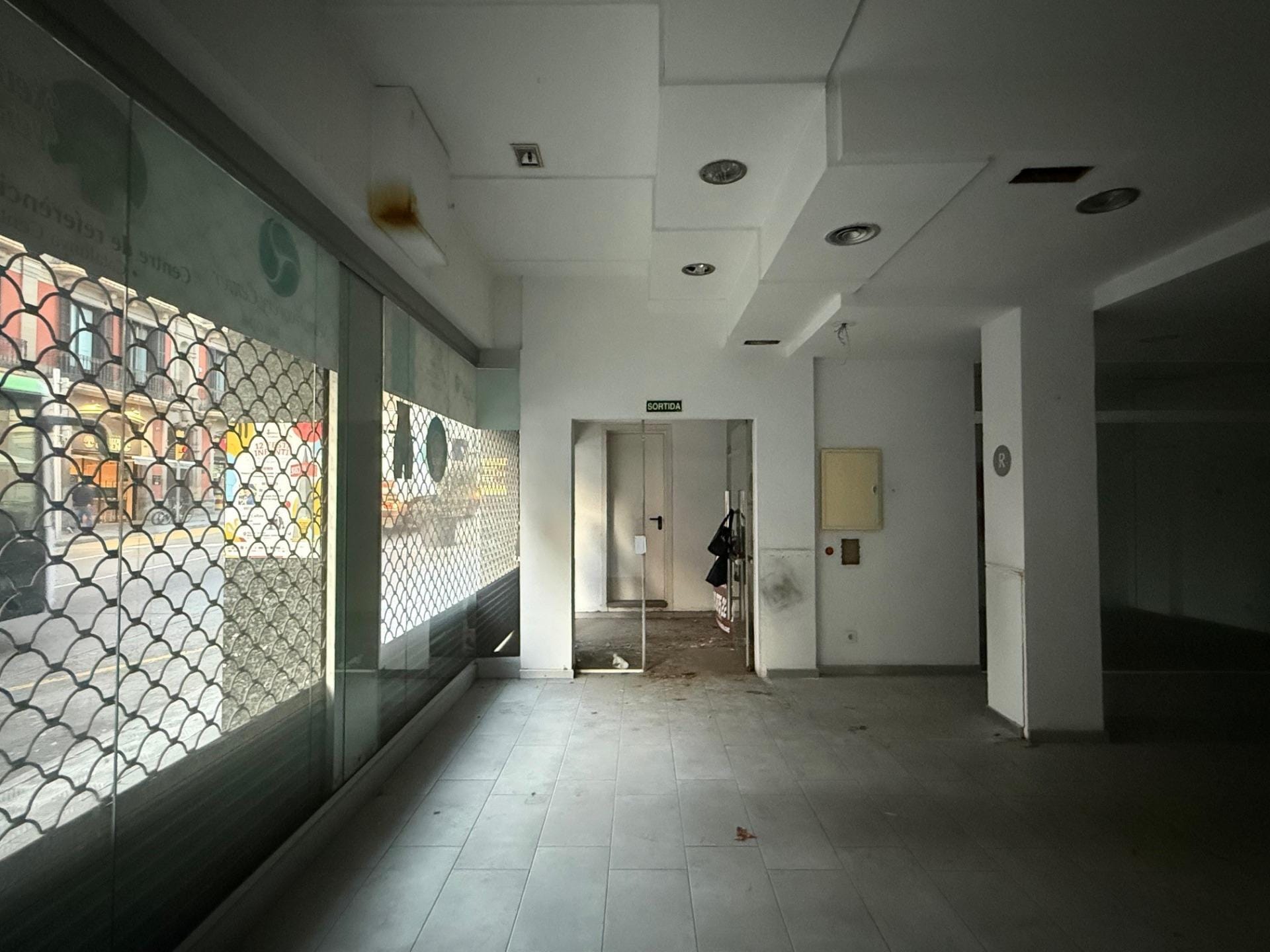 Local en Manresa, Barcelona en alquiler Foto del interior- Imagen 1 de 2