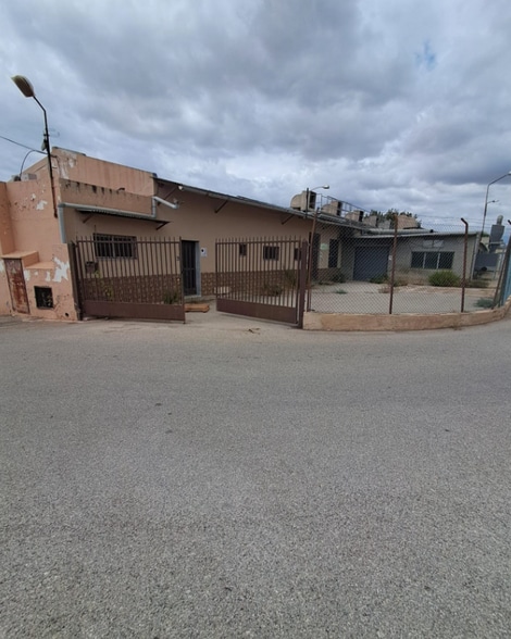 Nave en Elche, Alicante en venta - Foto de la construcción - Imagen 1 de 8