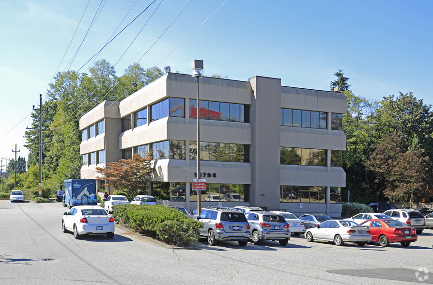 13798 94A Av, Surrey, BC en venta - Foto principal - Imagen 1 de 8