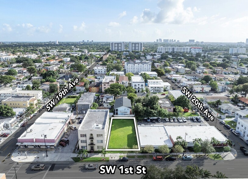 1930 SW 1st St, Miami, FL en venta - Foto del edificio - Imagen 1 de 8