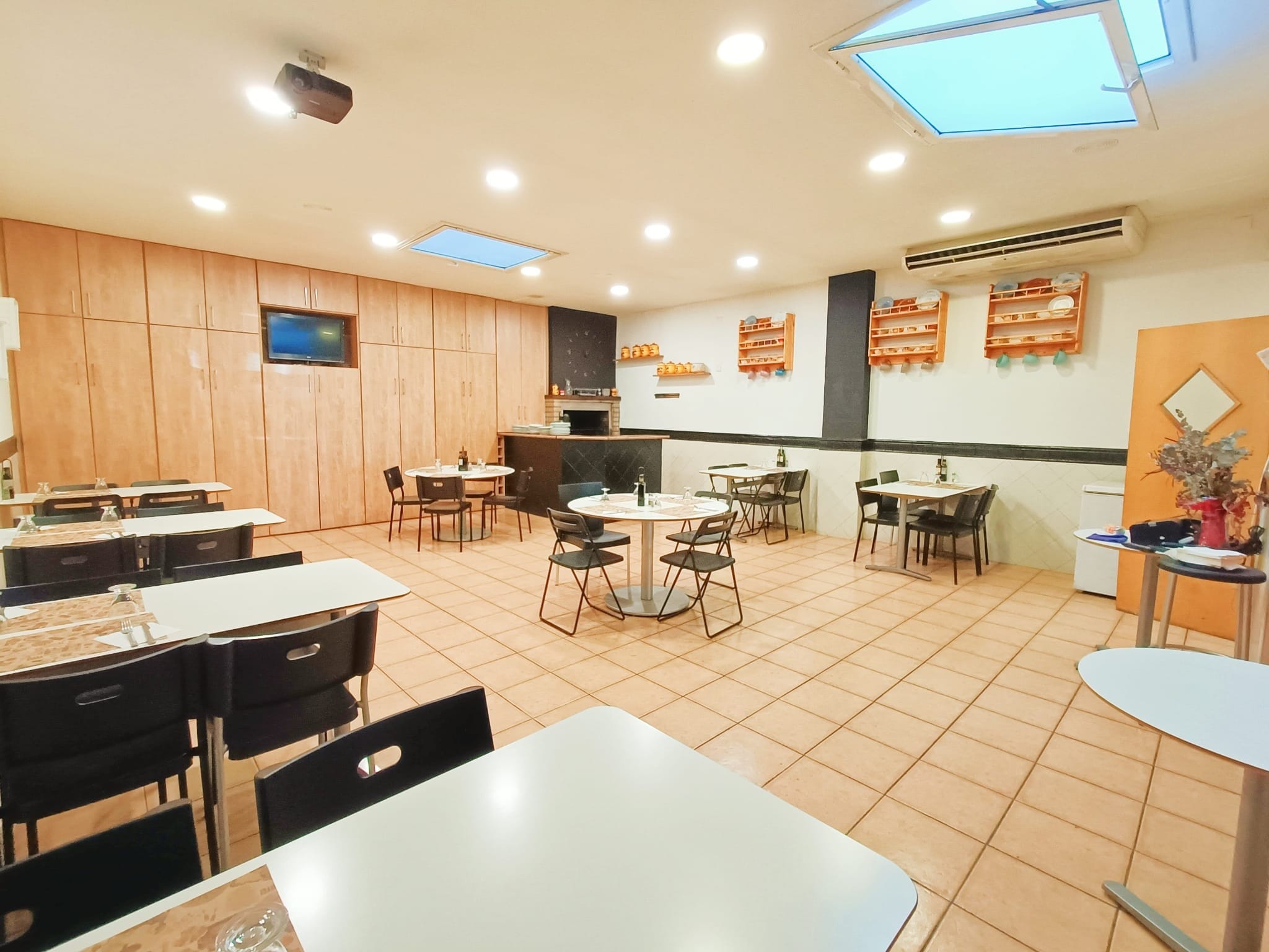 Local en Sabadell, Barcelona en alquiler Foto principal- Imagen 1 de 3